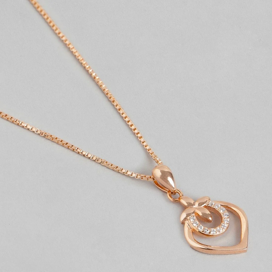 Hearty Radiant Rose Gold-Plated 925 Sterling Silver Pendant with Chain - Image 4