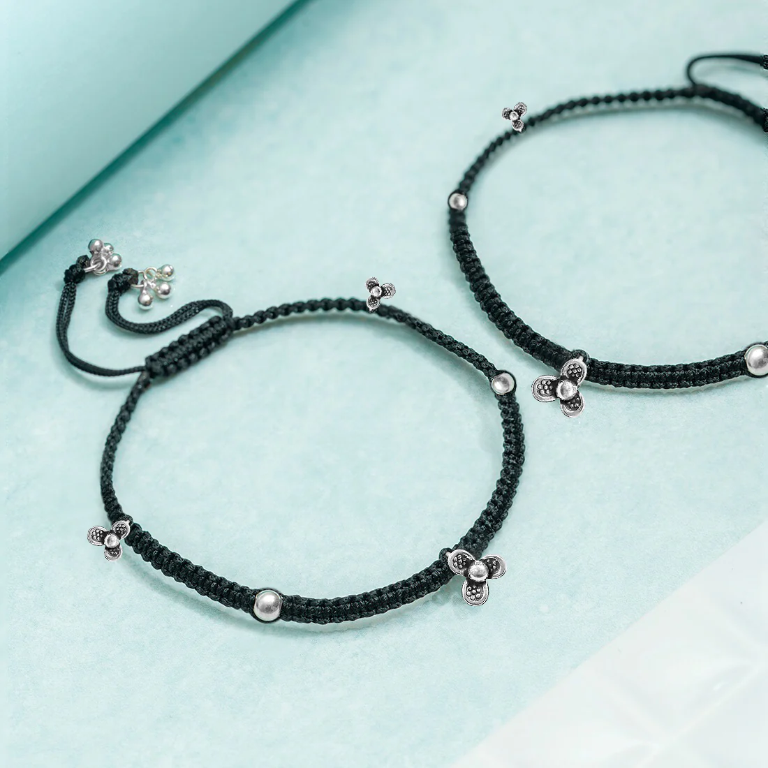 Floral Black 925 Sterling Silver Rhodium-Plated Thread Anklet