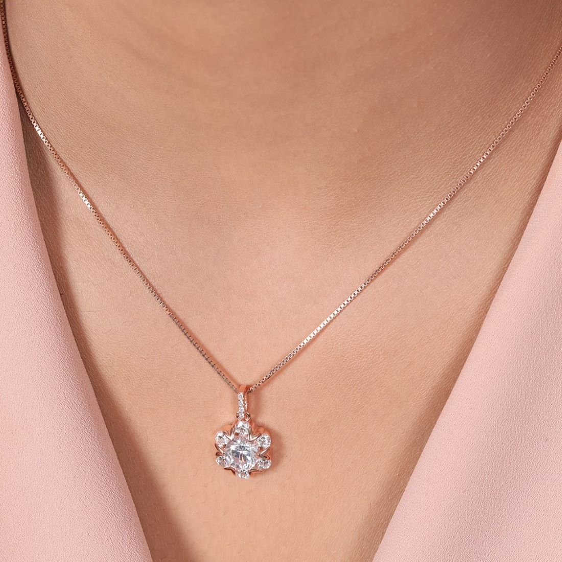 Blooms of Elegance Rose Gold-Plated 925 Sterling Silver Pendant with Chain - Image 3