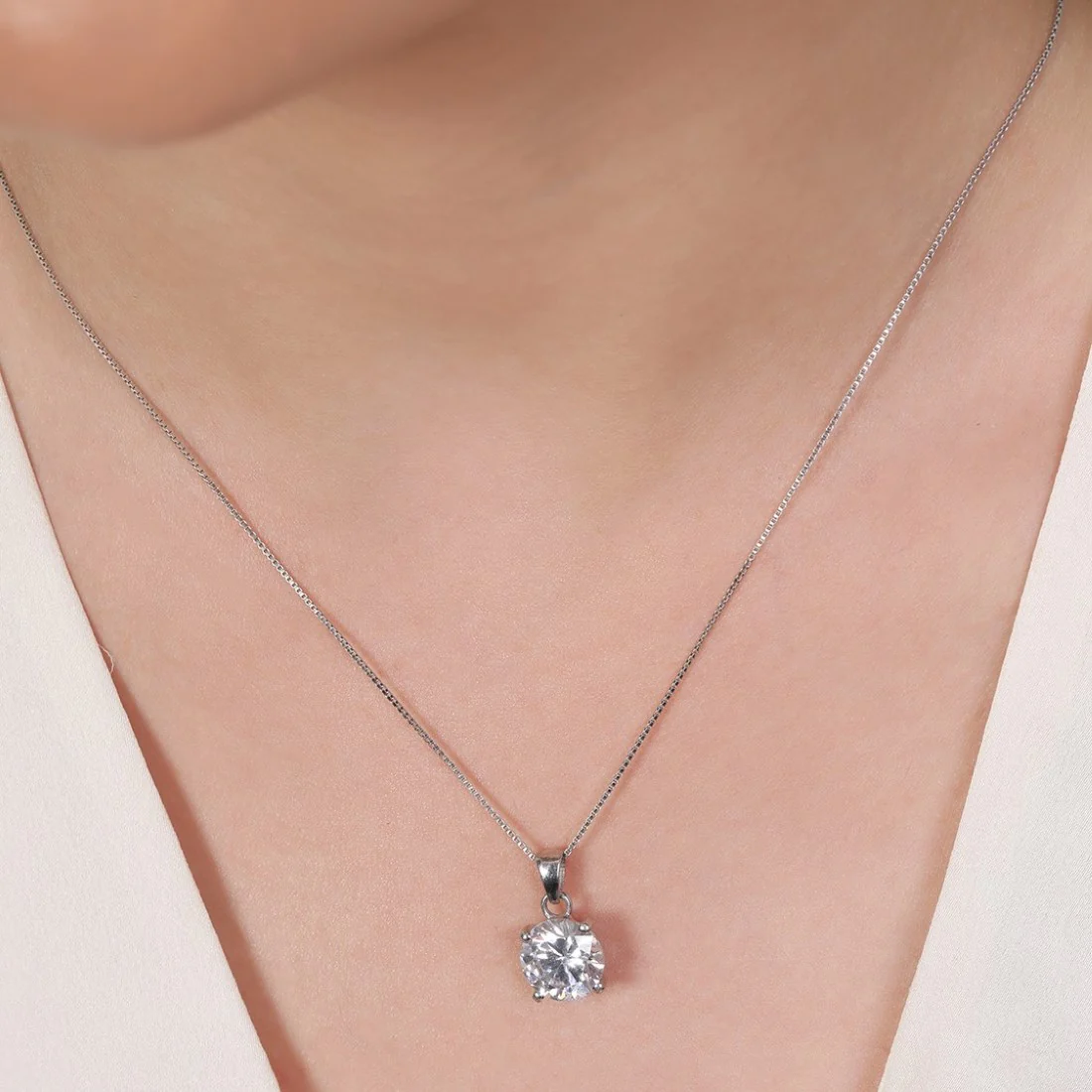 Cherished Bond: Rhodium-Plated 925 Sterling Silver Pendant with Chain - Image 2