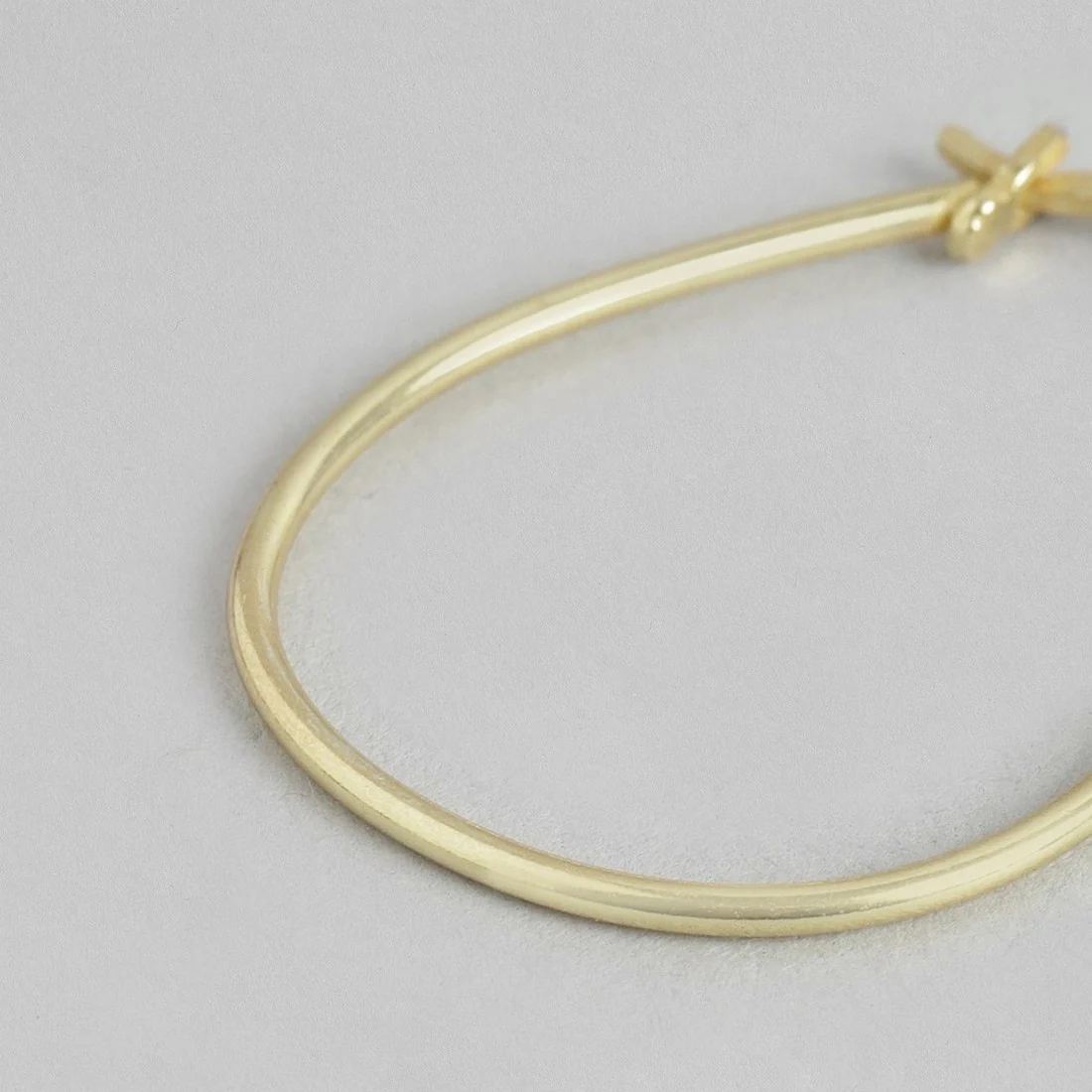 Classic Gold-Plated 925 Sterling Silver Hoop Earrings - Image 4