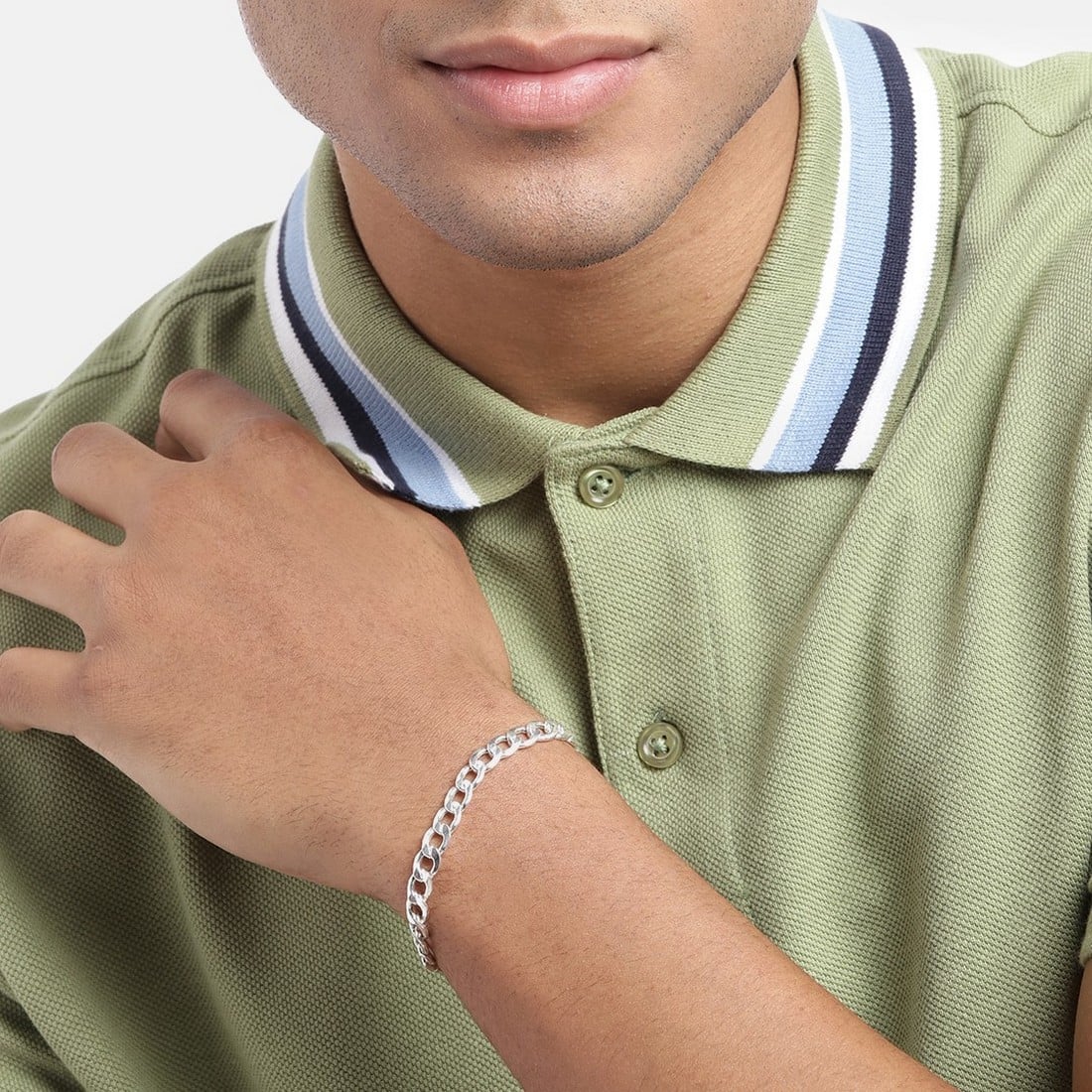 Classy Interlocked 925 Sterling Silver Bracelet for Men - Image 3