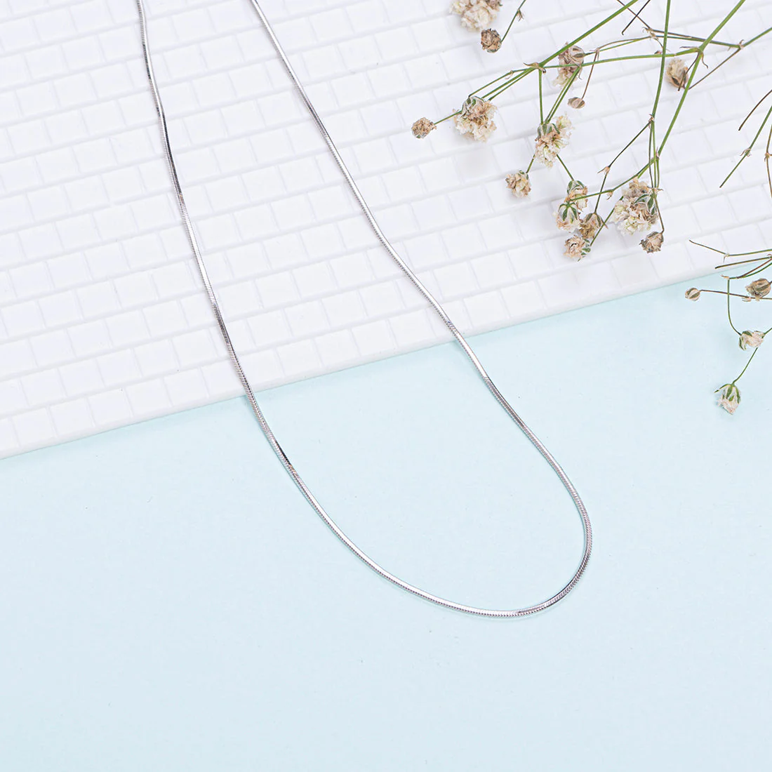 Elegant Rhodium Plated 925 Sterling Silver Chain Gift Hamper - Image 3
