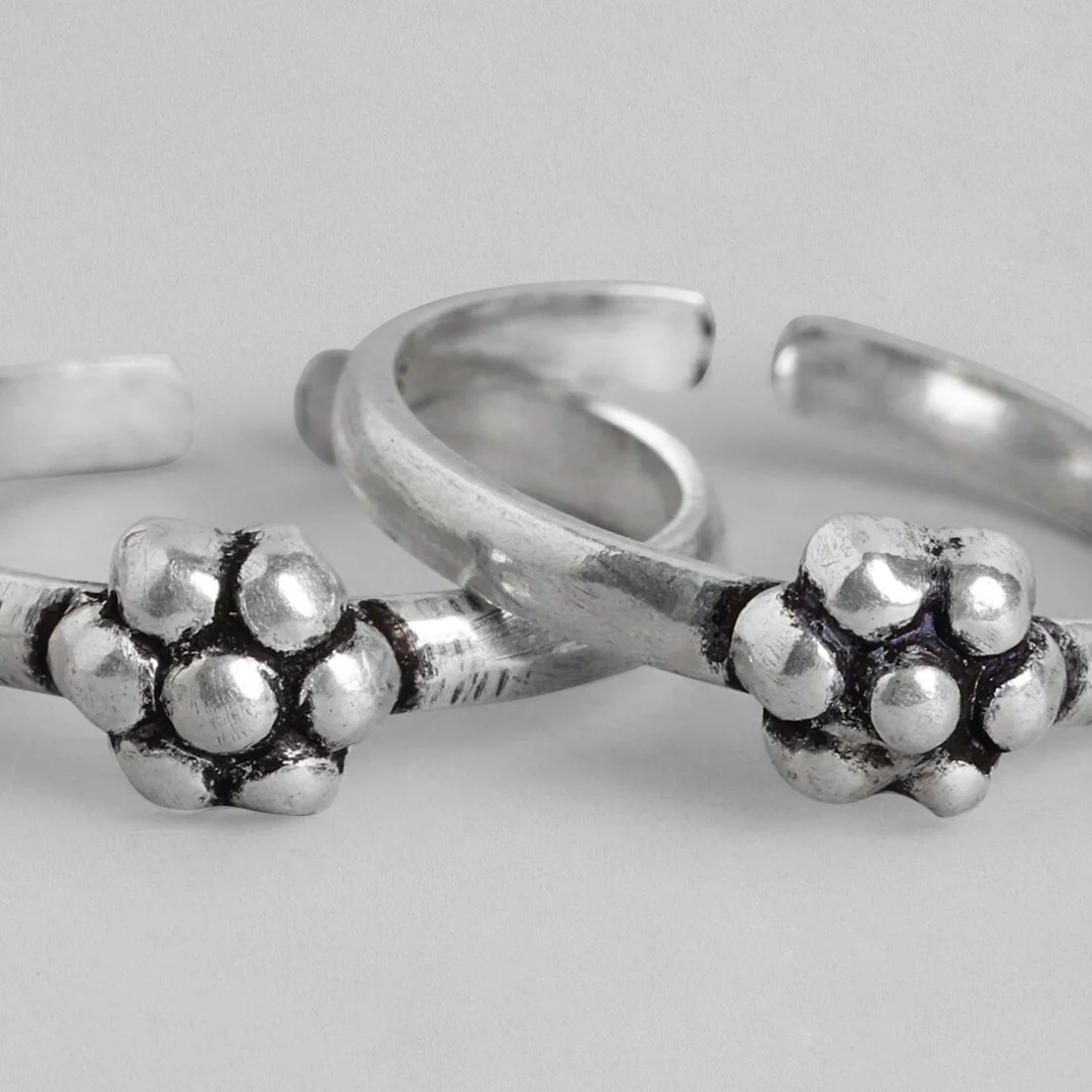Delicate Glamour 925 Sterling Silver Rhodium Plated Toe Ring - Image 6