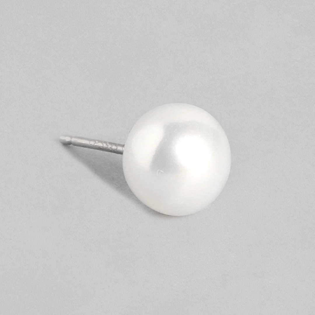 Pearlescent Whispers: Delicate Dot 925 Silver Earrings Gift Hamper - Image 9