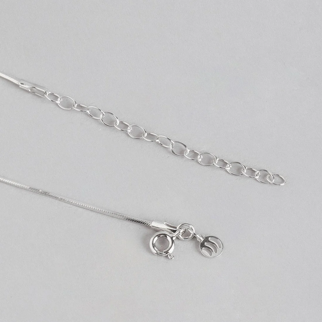 Elegant Serpentine 925 Sterling Silver Silver-Plated Snake Chain - Image 6