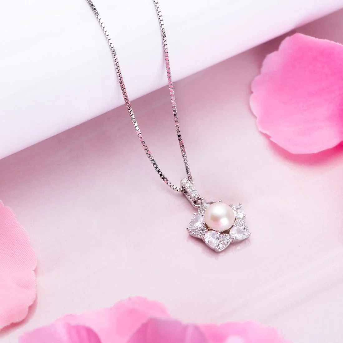 Eternal Blossoms 925 Sterling Silver Rhodium-Plated Flower Pendant with Chain
