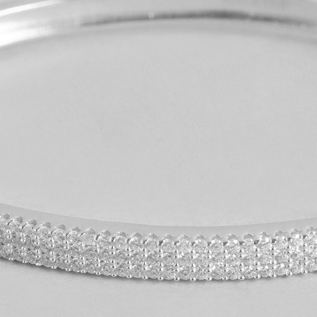 Exquisite 925 Sterling Silver Rhodium Plated Kada Bracelet - Image 5