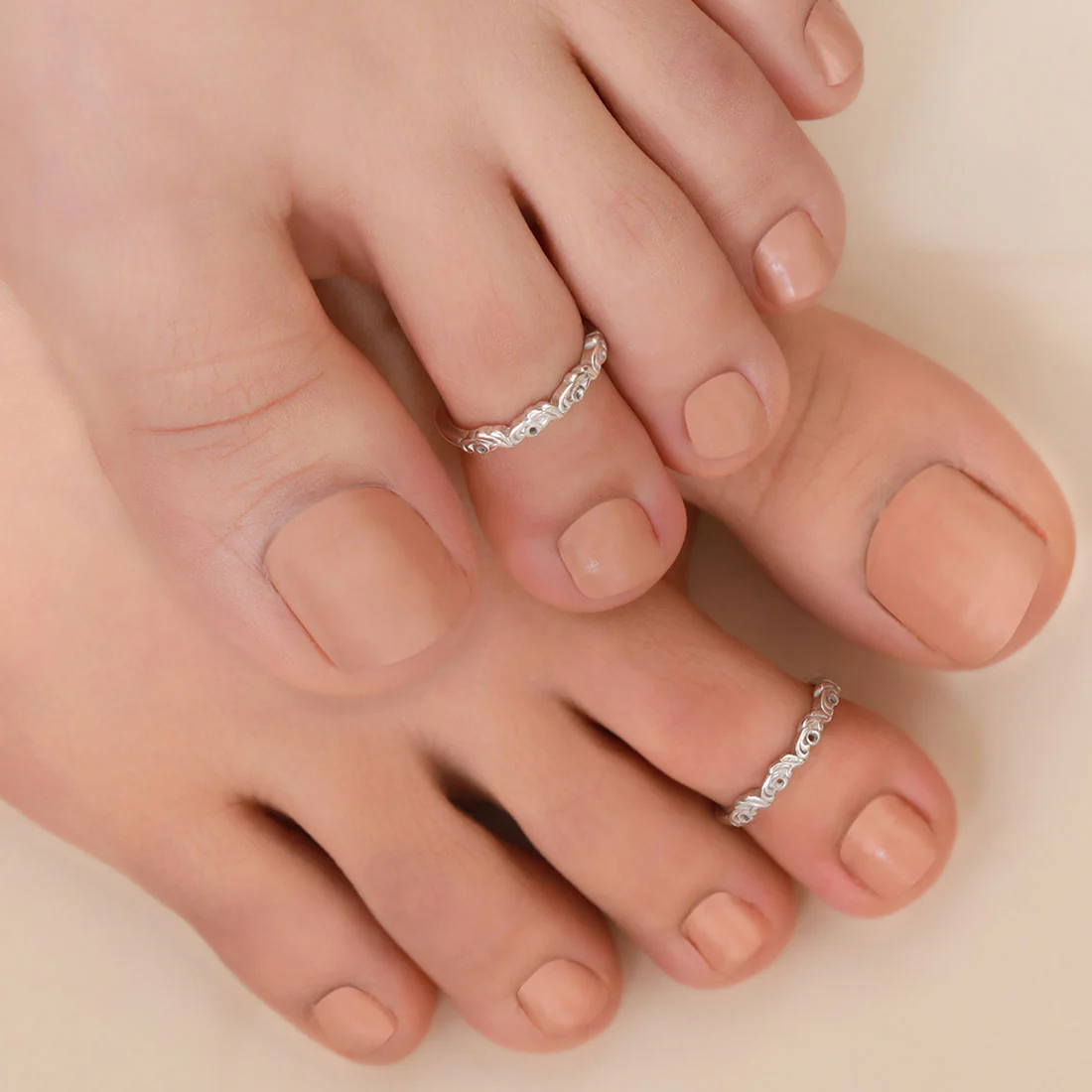 Extravagant Rhodium plated 925 Sterling Silver adjustable Toe ring - Image 2