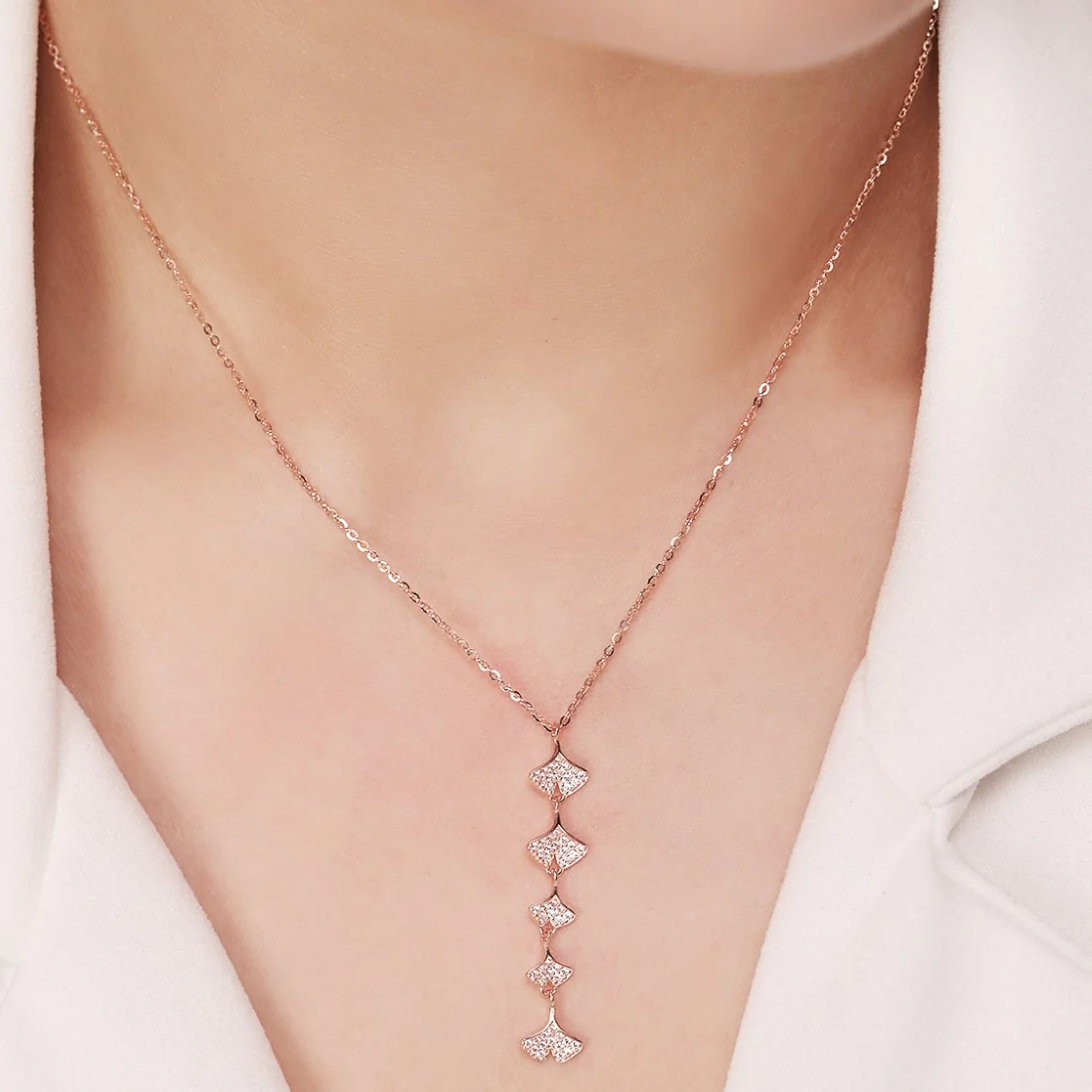 Five-Leaf Harmony Radiance Rose Gold-Plated 925 Sterling Silver Necklace - Image 3