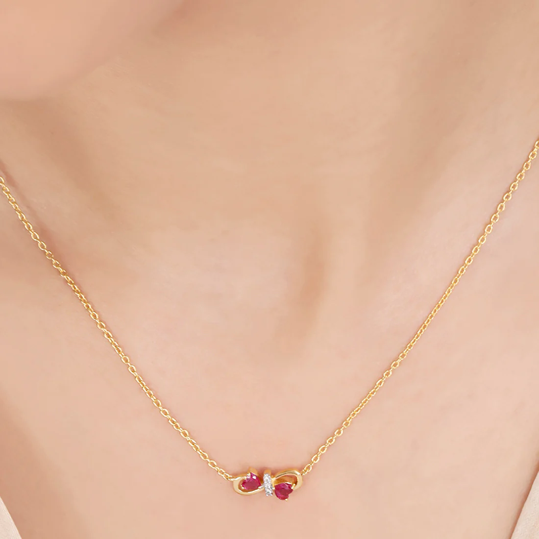 Fluttering Hearts Gold Plated 925 Sterling Silver Jewellery Set - Image 5