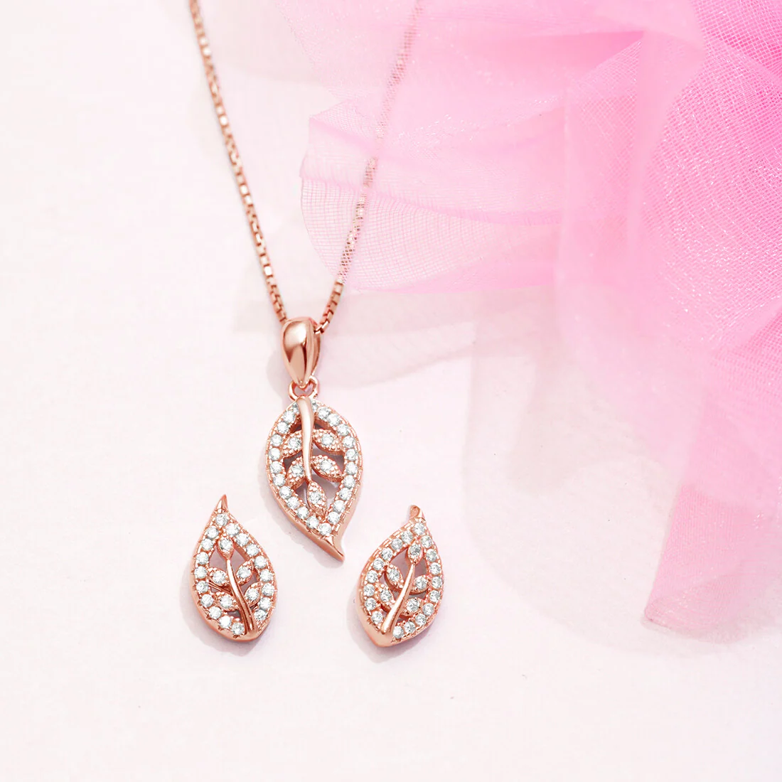 Graceful Love: Simplicity Leaf Rose Gold 925 Silver Jewelry Set Gift Hamper - Image 2
