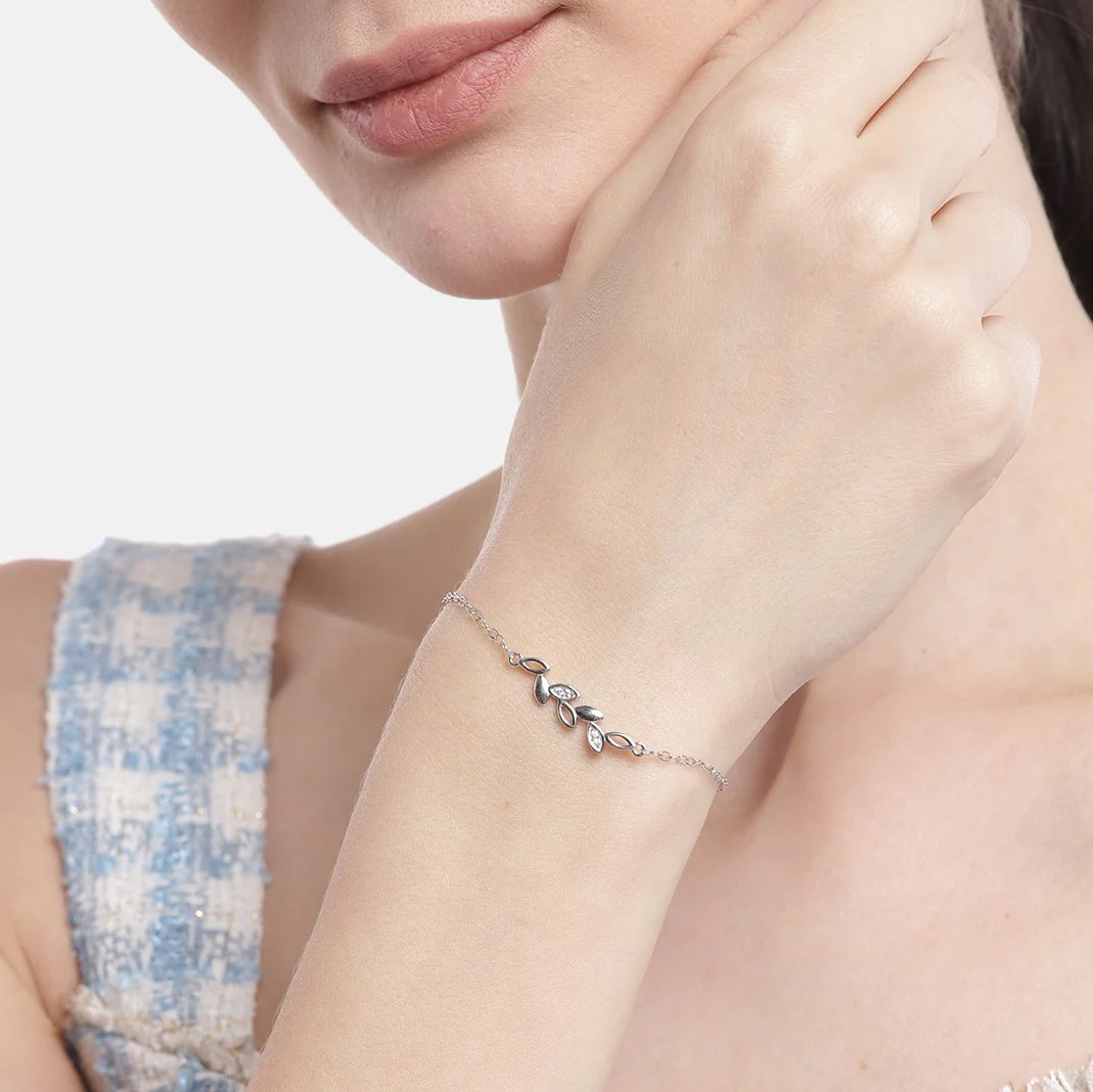 Leafy Glamour 925 Sterling Silver Bracelet with Cubic Zirconia - Image 4