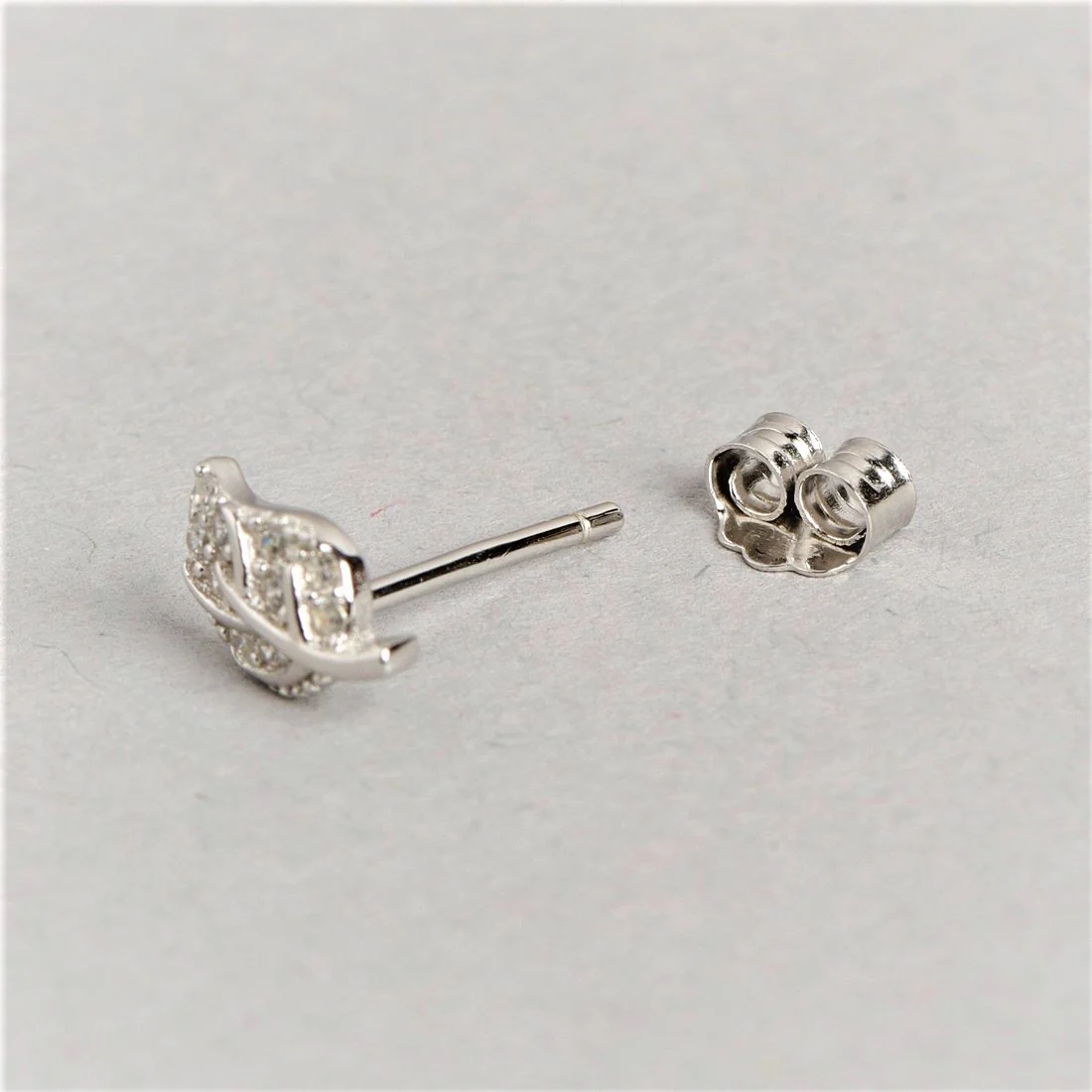 Leafy Studded Rhodium Plated 925 Sterling Silver Stud - Image 5