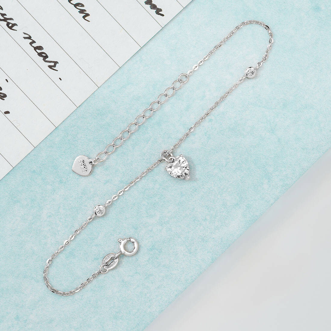 Minimal Heart Cubic Zirconia 925 Silver Bracelet