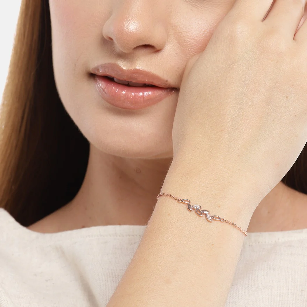 Nature's Embrace Leaf Rose Gold-Plated 925 Sterling Silver Bracelet - Image 2