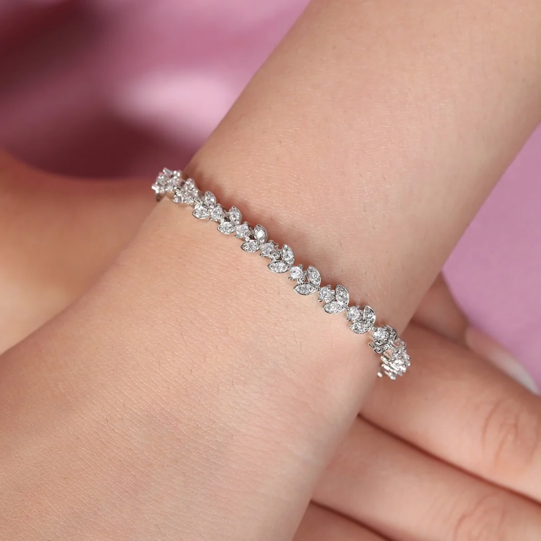 Nature's Sparkle Rhodium Plated 925 Sterling Silver Leaf Bracelet - Image 2
