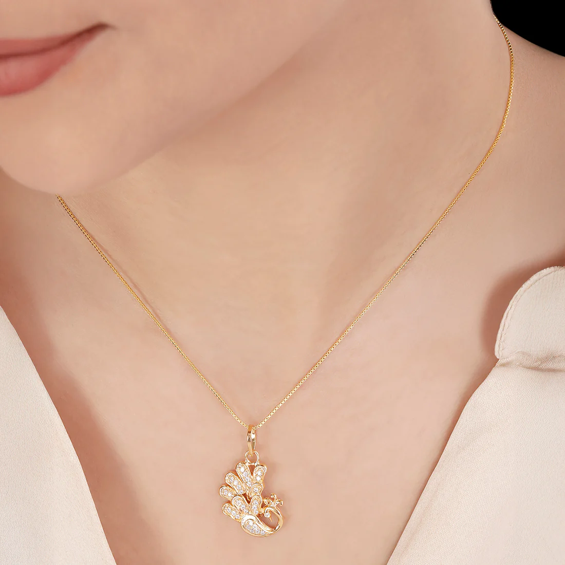 Radiant Peacock Pendant with CZ in Gold-Plated 925 Sterling Silver