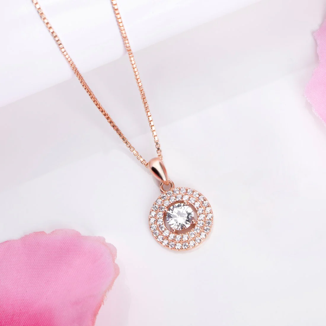 Radiant Solitaire Circle Rose Gold-Plated 925 Sterling Silver Pendant with Chain - Image 2