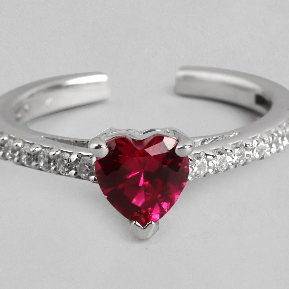 Sculpted Devotion Rhodium-Plated 925 Sterling Silver Women's Ring (Adjustable) - Image 9