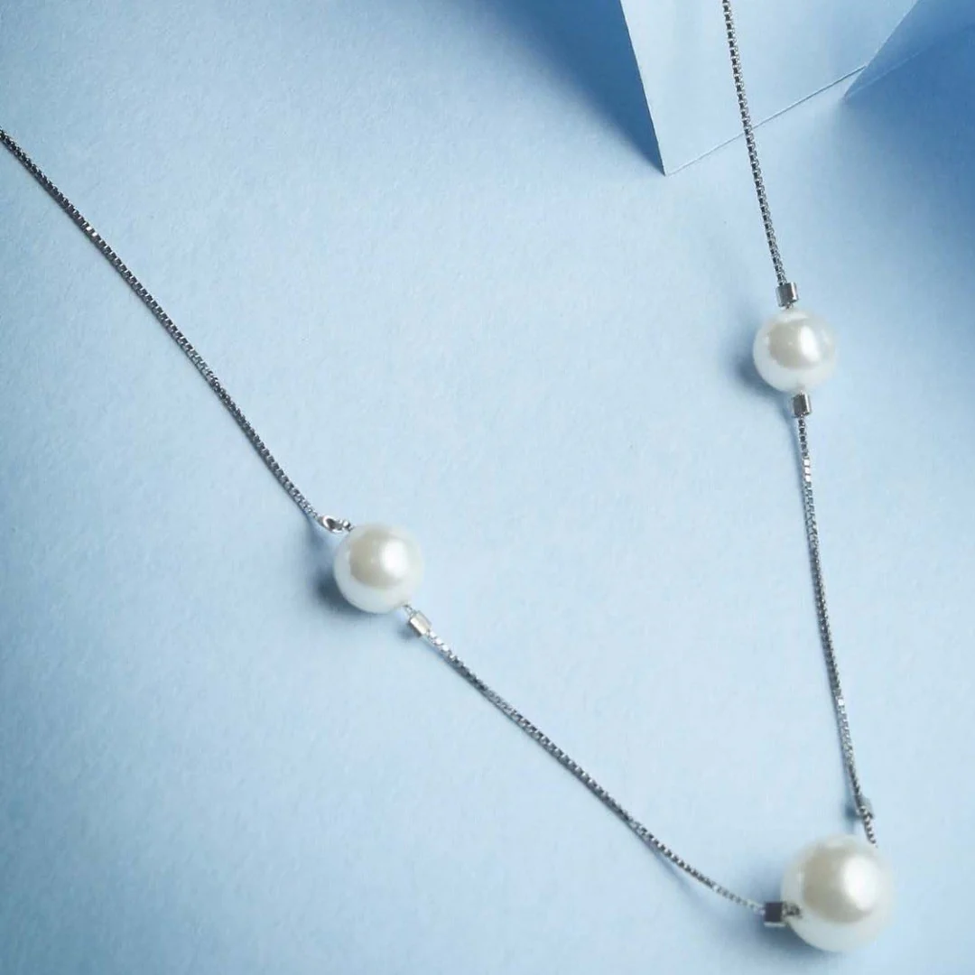 Bold and Beautiful Silver 925 Silver Necklace - Image 2