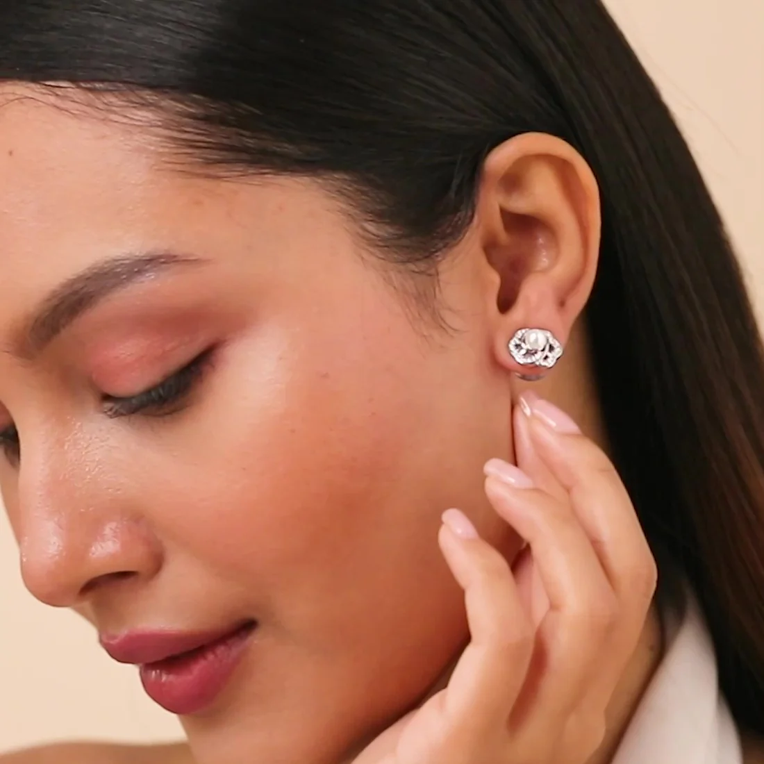The Pearl Nest Stud Rhodium Plated Earrings - Image 4