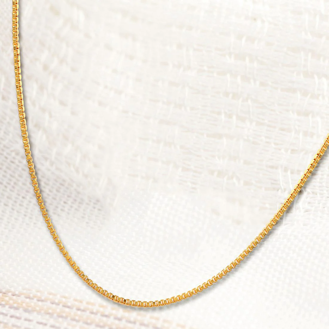 Sophisticated Gold Plated 925 Sterling Silver Men's Box Chain - Image 2