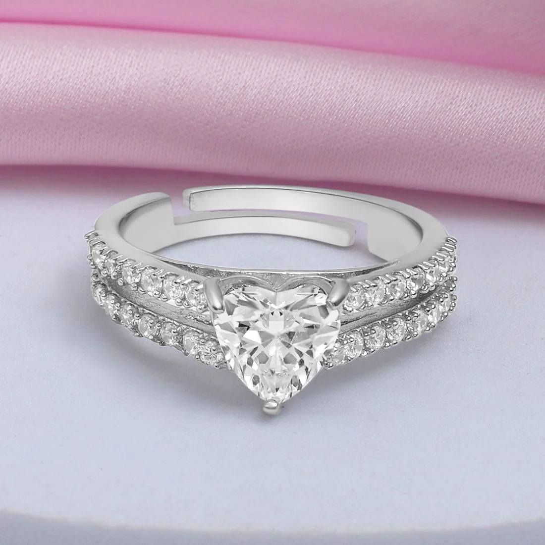 Sparkling Heart Rhodium Plated 925 Sterling Silver Ring