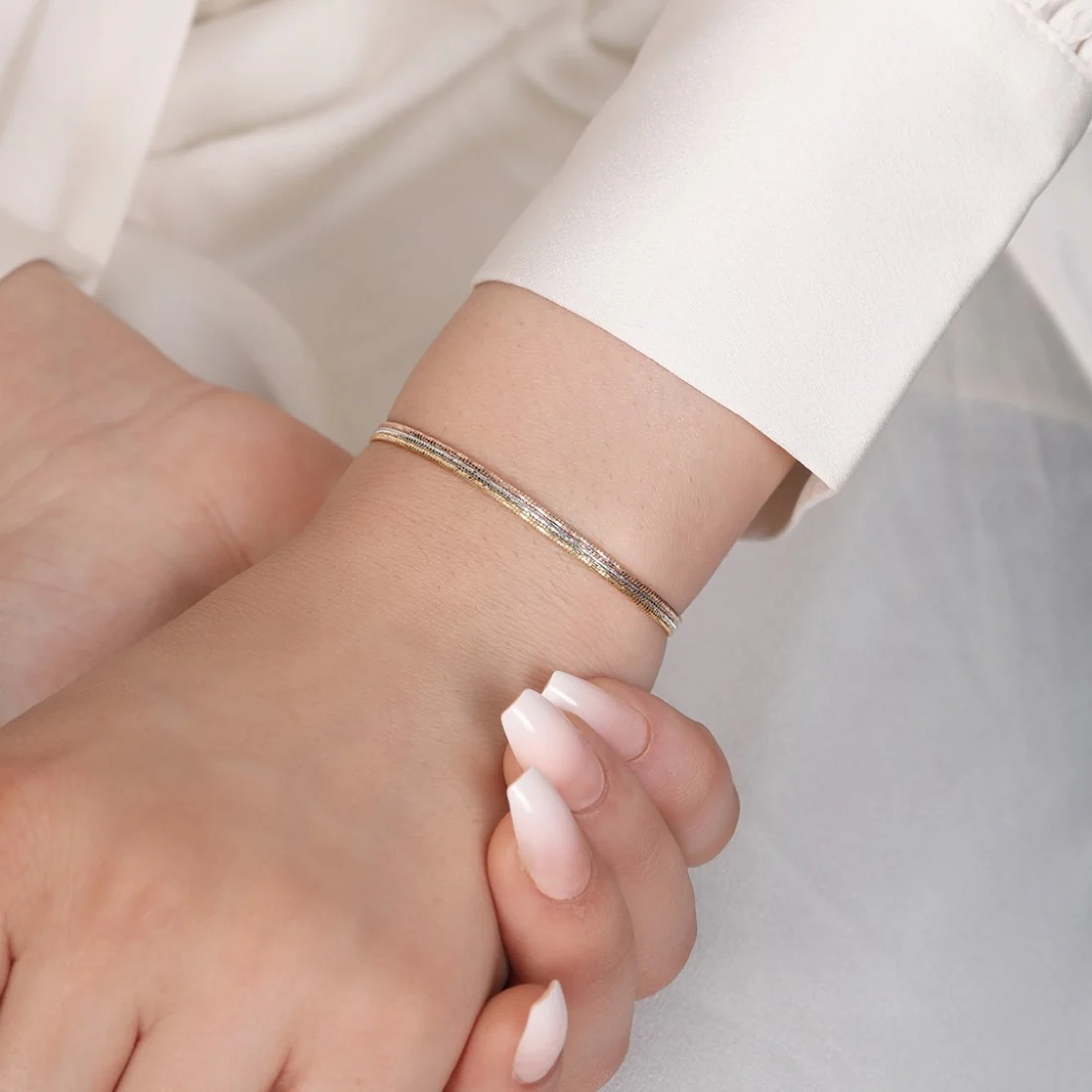 Triple Tone Glamour 925 Sterling Silver Chain Bracelet - Image 4