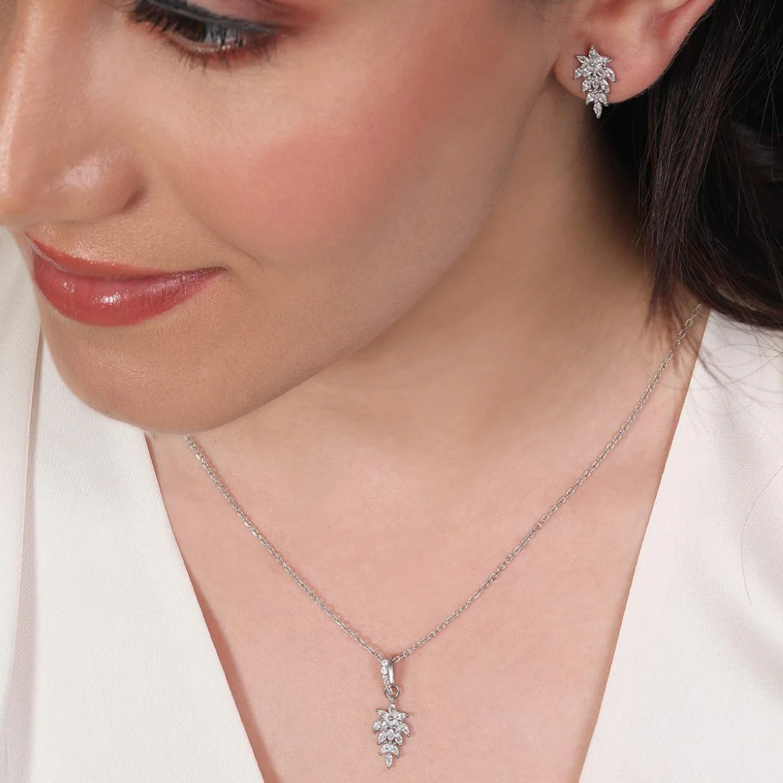 Whimsical Leaves Rhodium-Plated 925 Sterling Silver Jewellery Set - Image 2