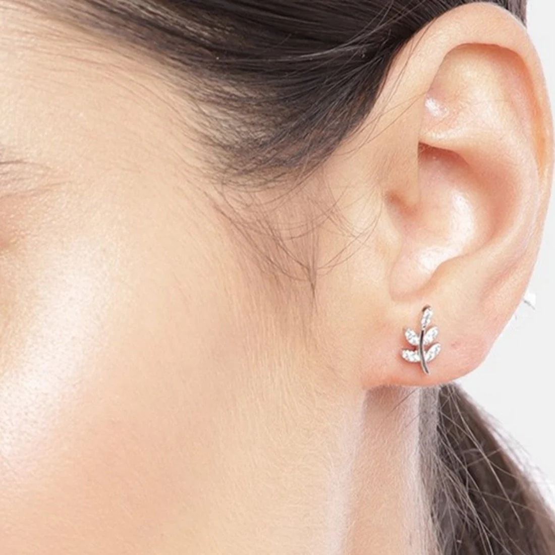 Minimal Leaf CZ Rhodium Plated 925 Sterling Silver Earring - Image 2