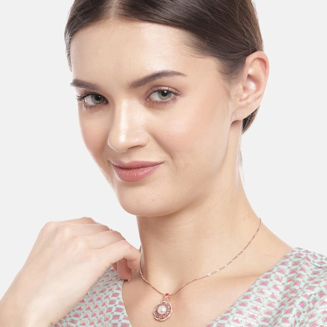 Rose Gold Plated Classic Pearl 925 Sterling Silver Necklace - Image 4