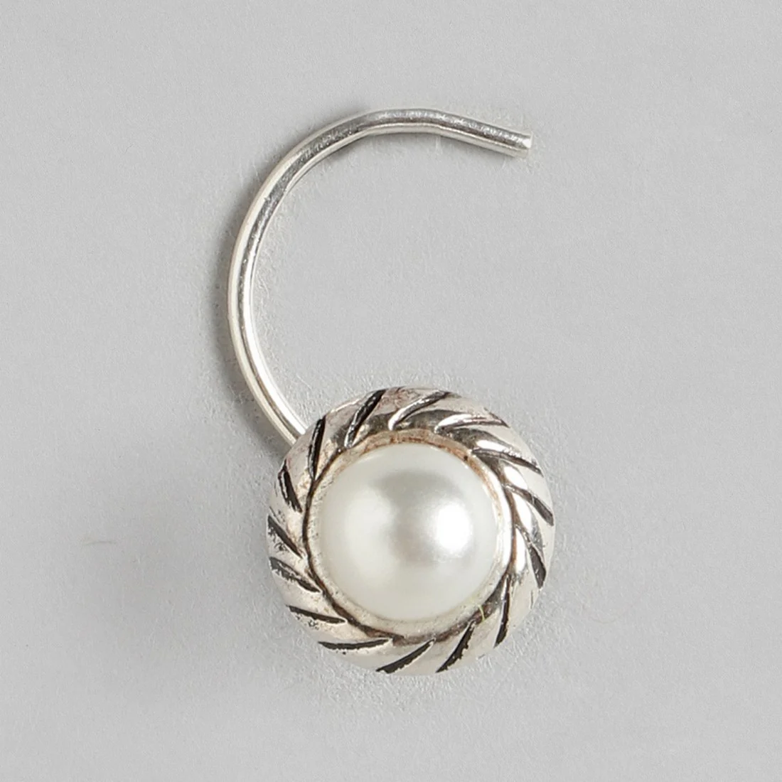 Enchanting Floral 925 Silver Nose Pin - Image 4
