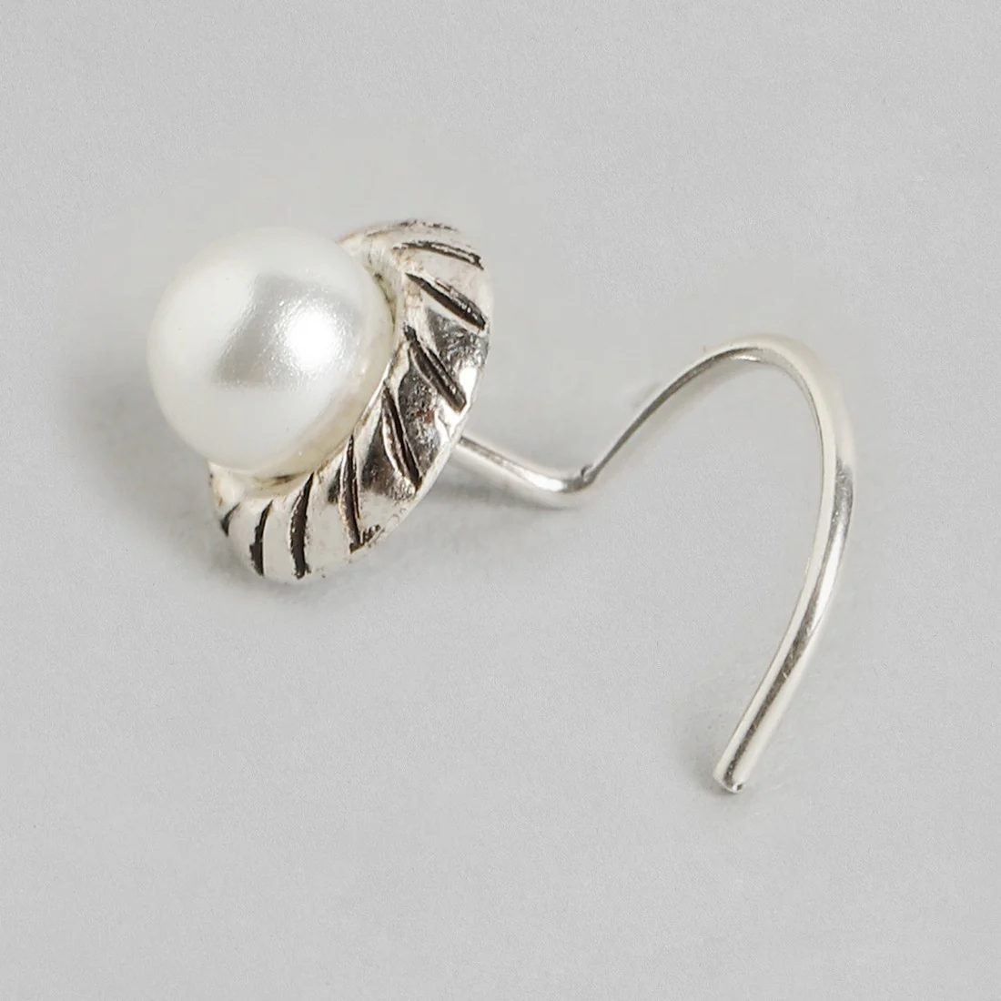 Enchanting Floral 925 Silver Nose Pin - Image 5