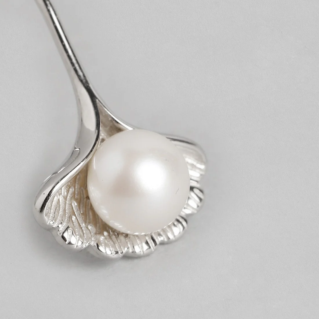 Glam Lady Shell And Pearl 925 Silver Earrings - Image 6