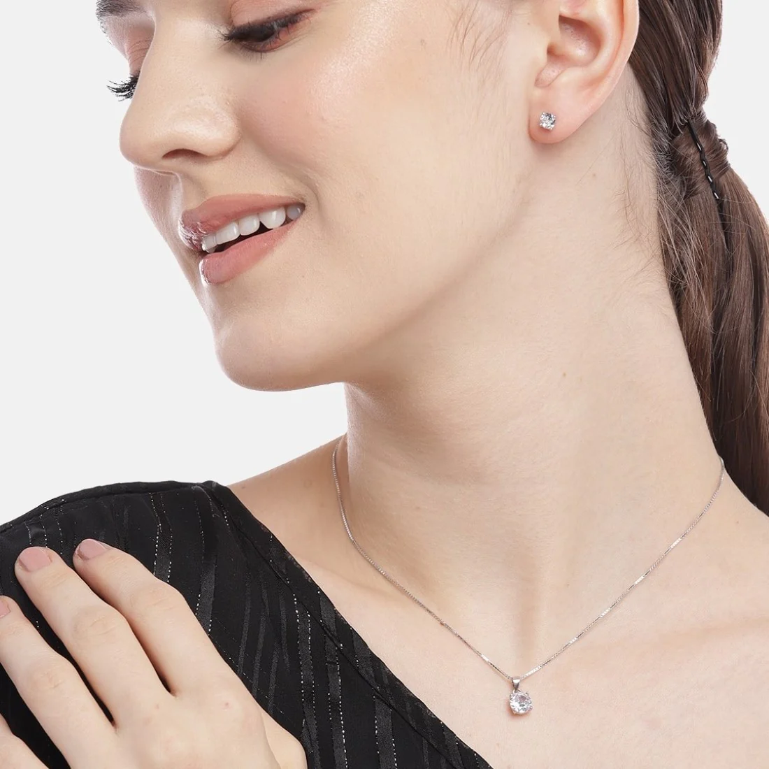 Sensational Solitaire Rhodium Plated 925 Silver Jewellery Set - Image 3