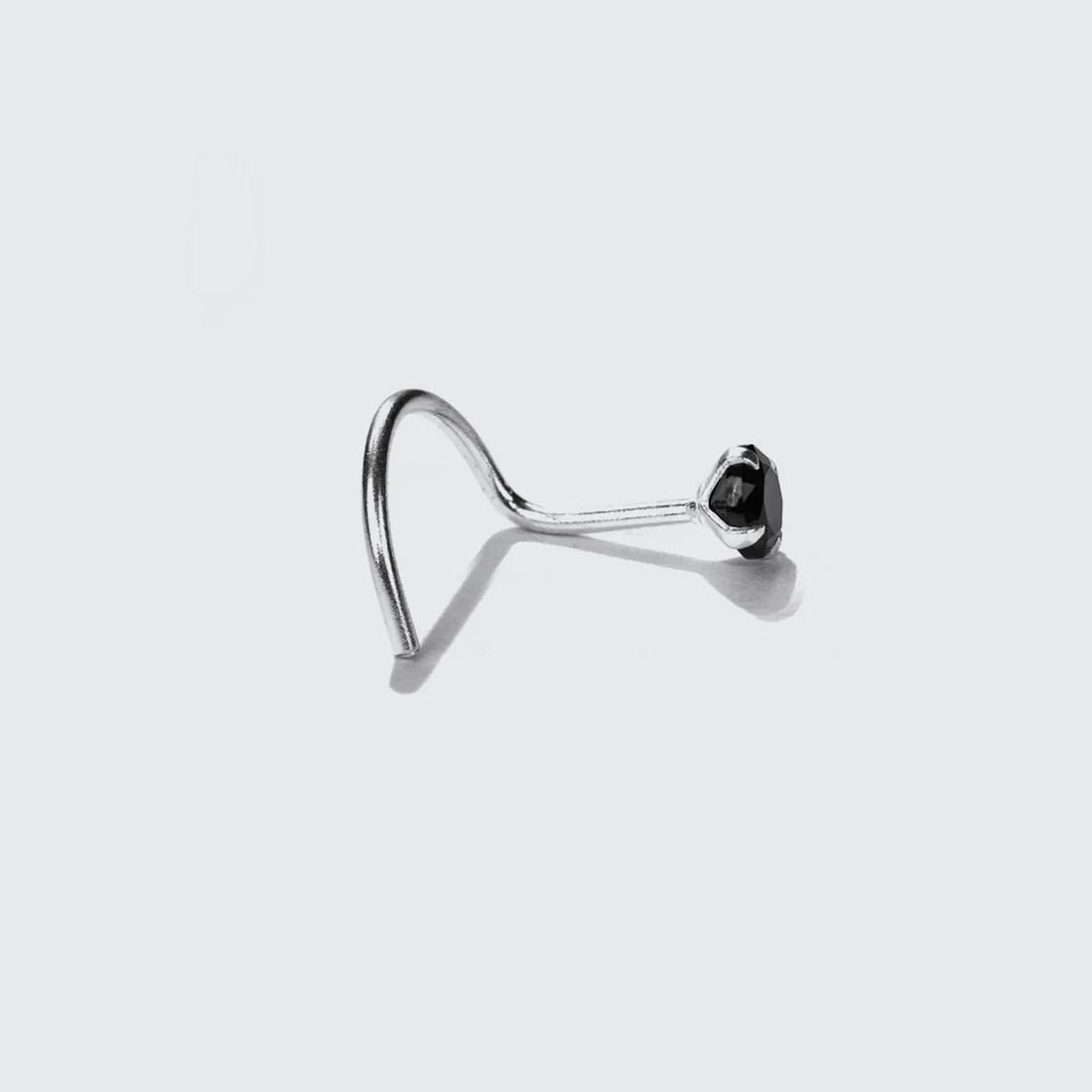 Evergreen Black 925 Silver Nose Pin - Image 7