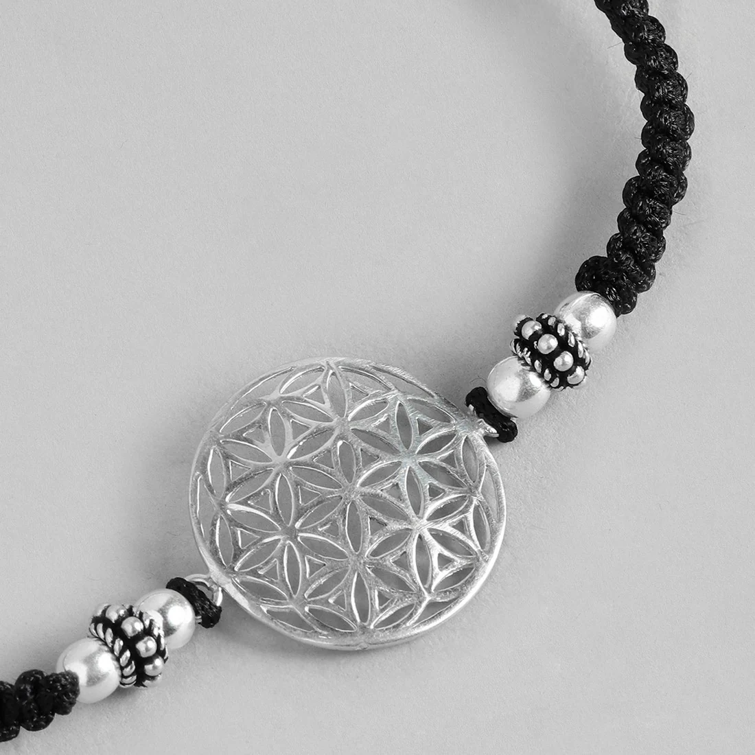Traditional 925 Silver and Thread Anklet - Image 8